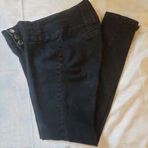 L 'square  Dark Wash Gem Button Wide Waistband  Blue Skinny Jeans. SIZE 9